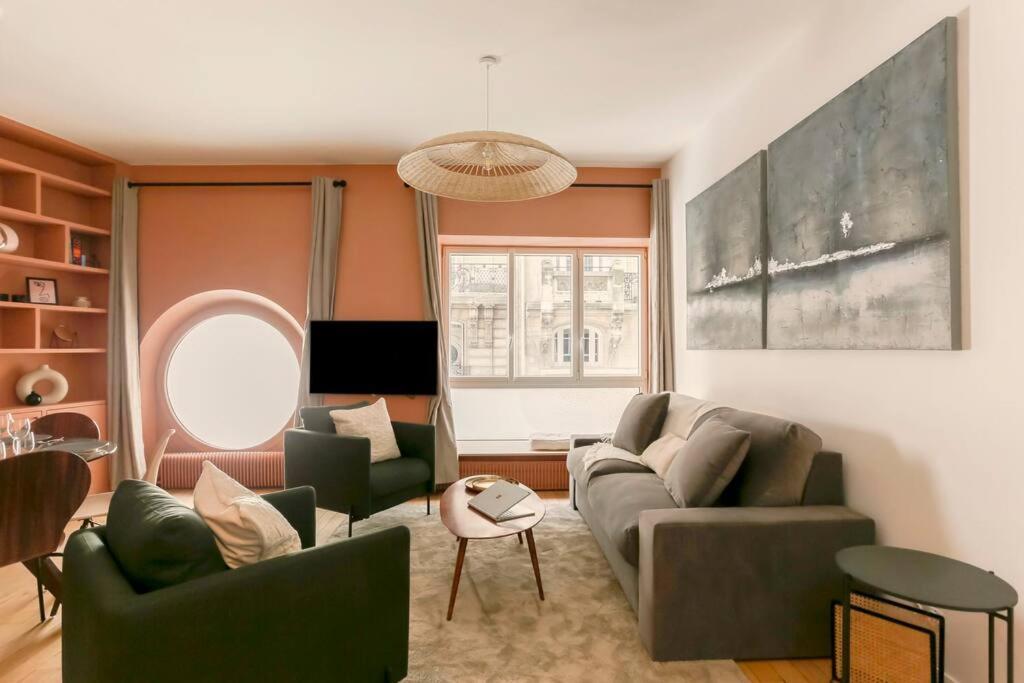 Modern 2 Bedrooms Near Louvre Париж Экстерьер фото